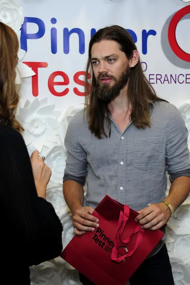 Tom Payne with Pinnertest